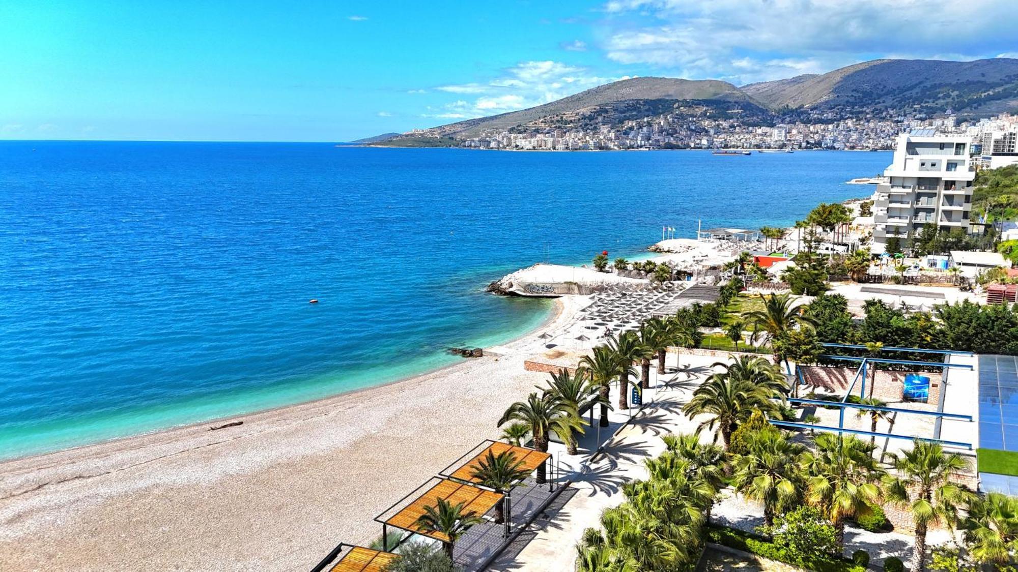 Apartament Janosh Front Line In Saranda
